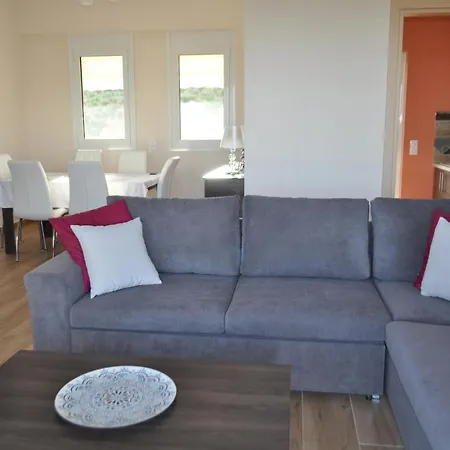 بيت للعطل Nice & Cozy