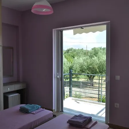 Nice & Cozy بيت للعطل *
